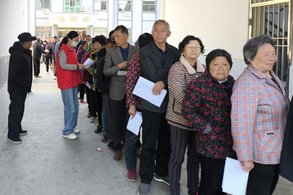 便益社區(qū)開展2025年老年人免費體檢