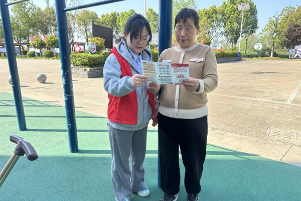 蘆龍社區(qū)開展“4?15”國家安全日主題宣傳活動