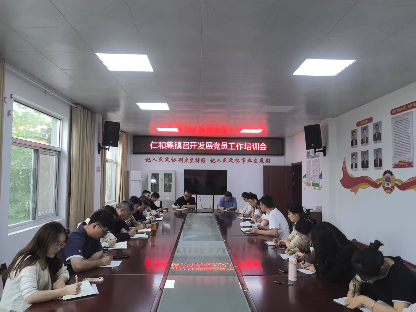 仁和集鎮：嚴審 善管 活用 全面提升黨員檔案管理質效