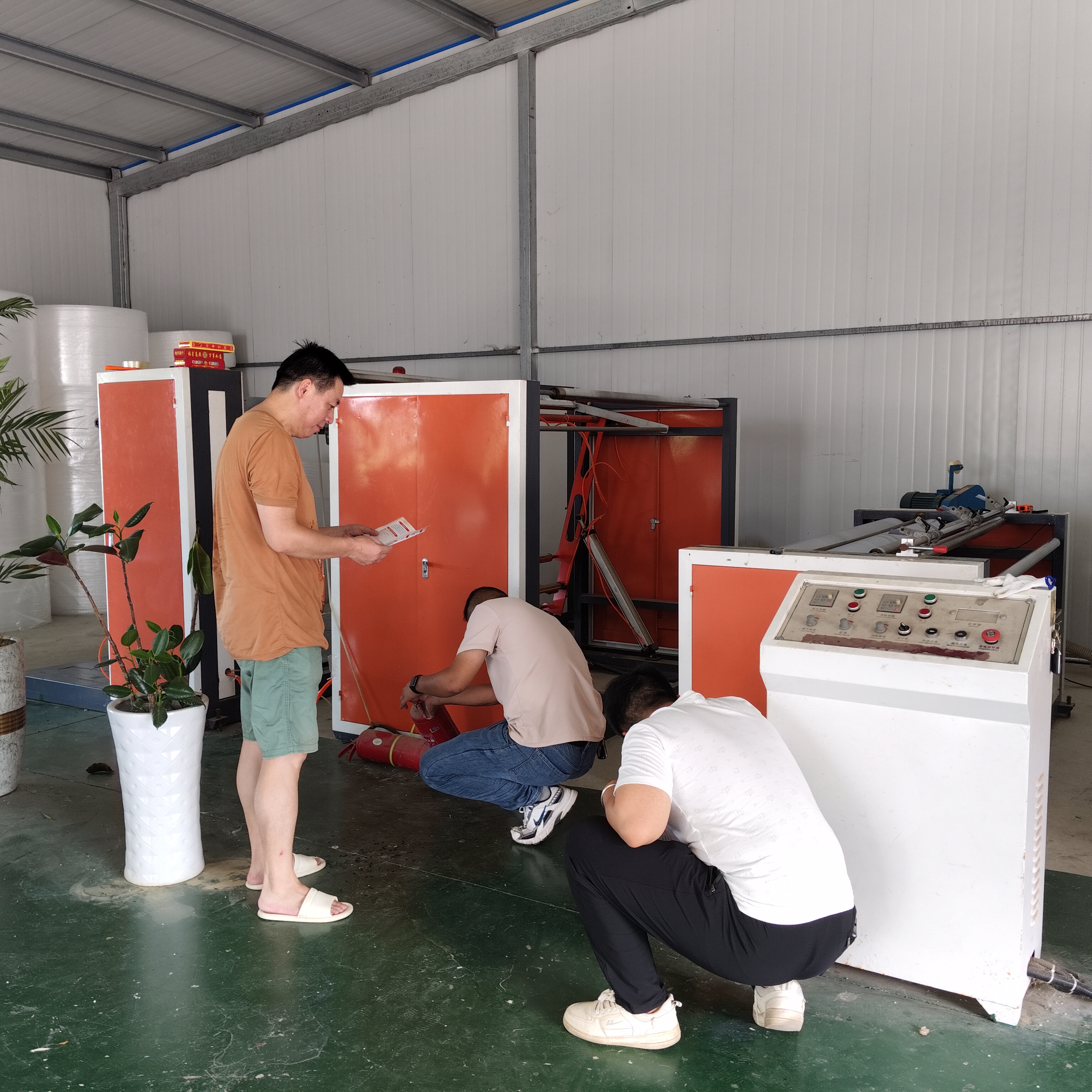 古庵村開展九小場所安全隱患排查工作