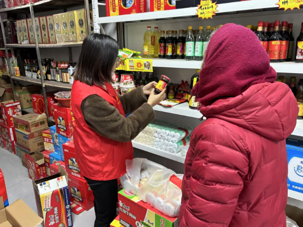 萬壽鎮忠孝村開展食品安全定期檢查工作