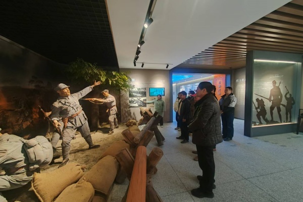 “勿忘國恥，緬懷先烈”——李坡村組織開展國家公祭日主題教育活動