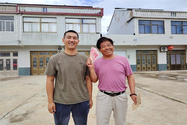 龍南村開展退役軍人及現役軍人家屬慰問活動