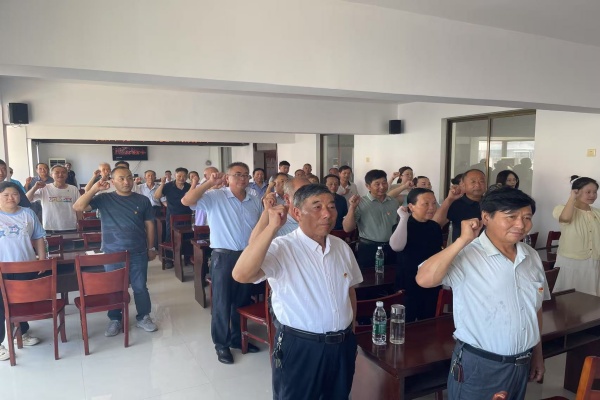 銅城鎮(zhèn)喬田社區(qū)黨總支慶祝建黨104周年暨“七一”黨員大會